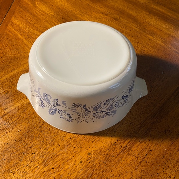 Pyrex 474 Colonial Mist Casserole Dish - Picture 1 of 12